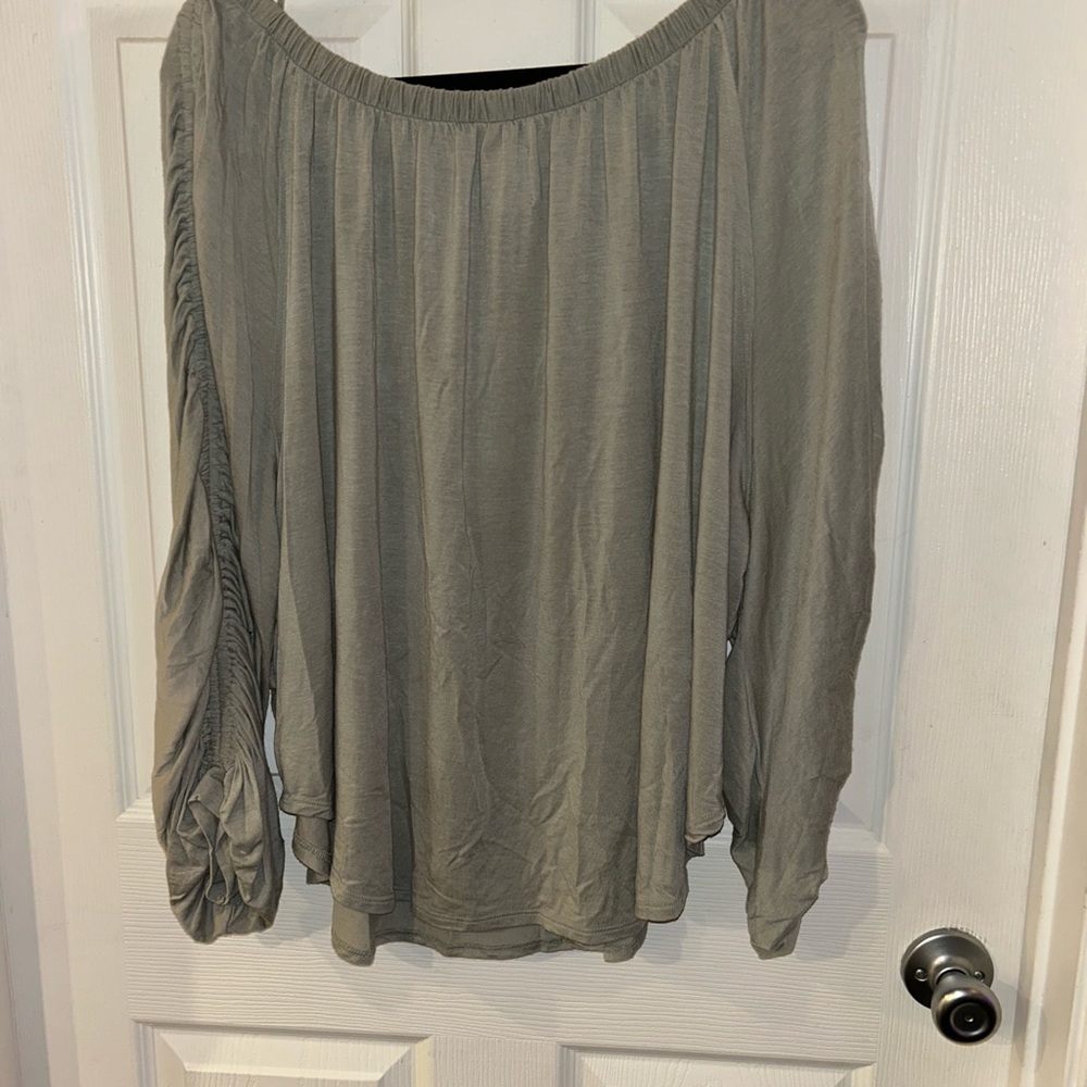 We The Free One-Shoulder Gray Blouse - Picture 3 of 10
